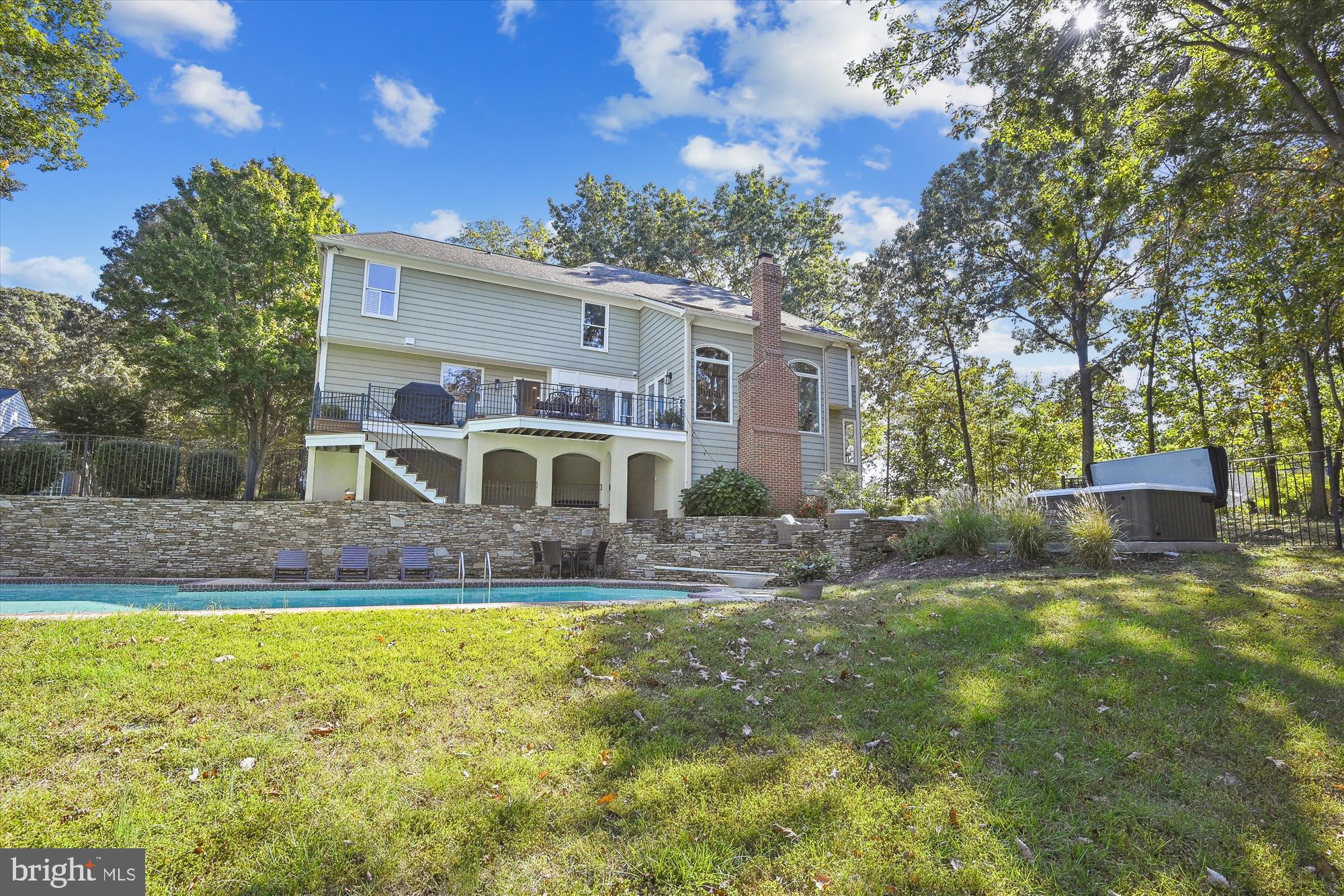 ULMSTEAD COVE - Residential