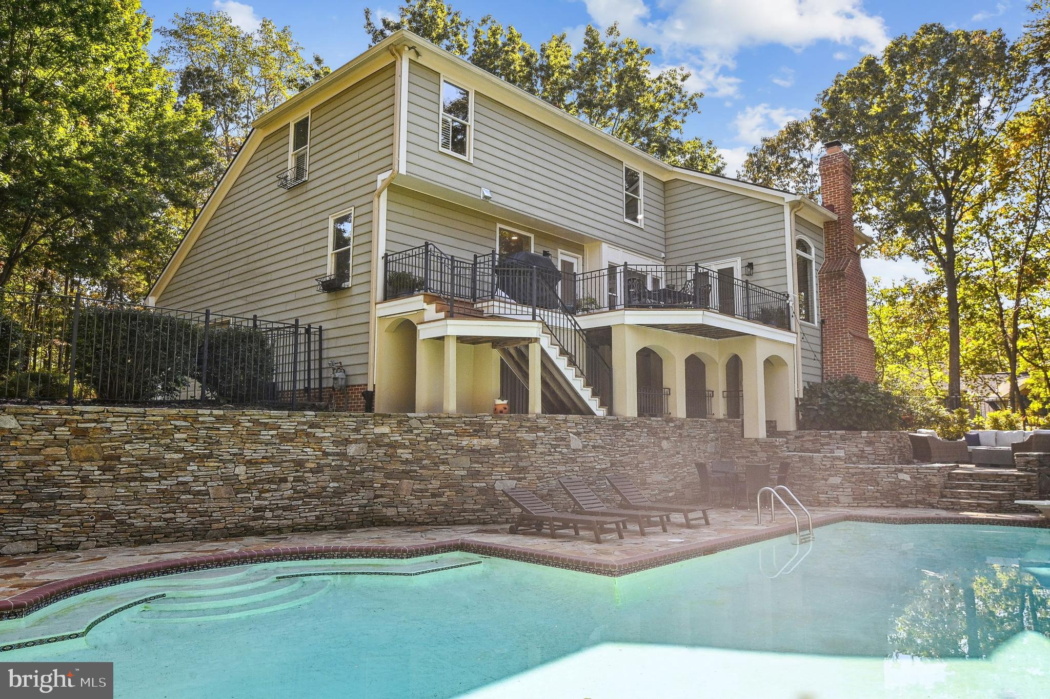 ULMSTEAD COVE - Residential