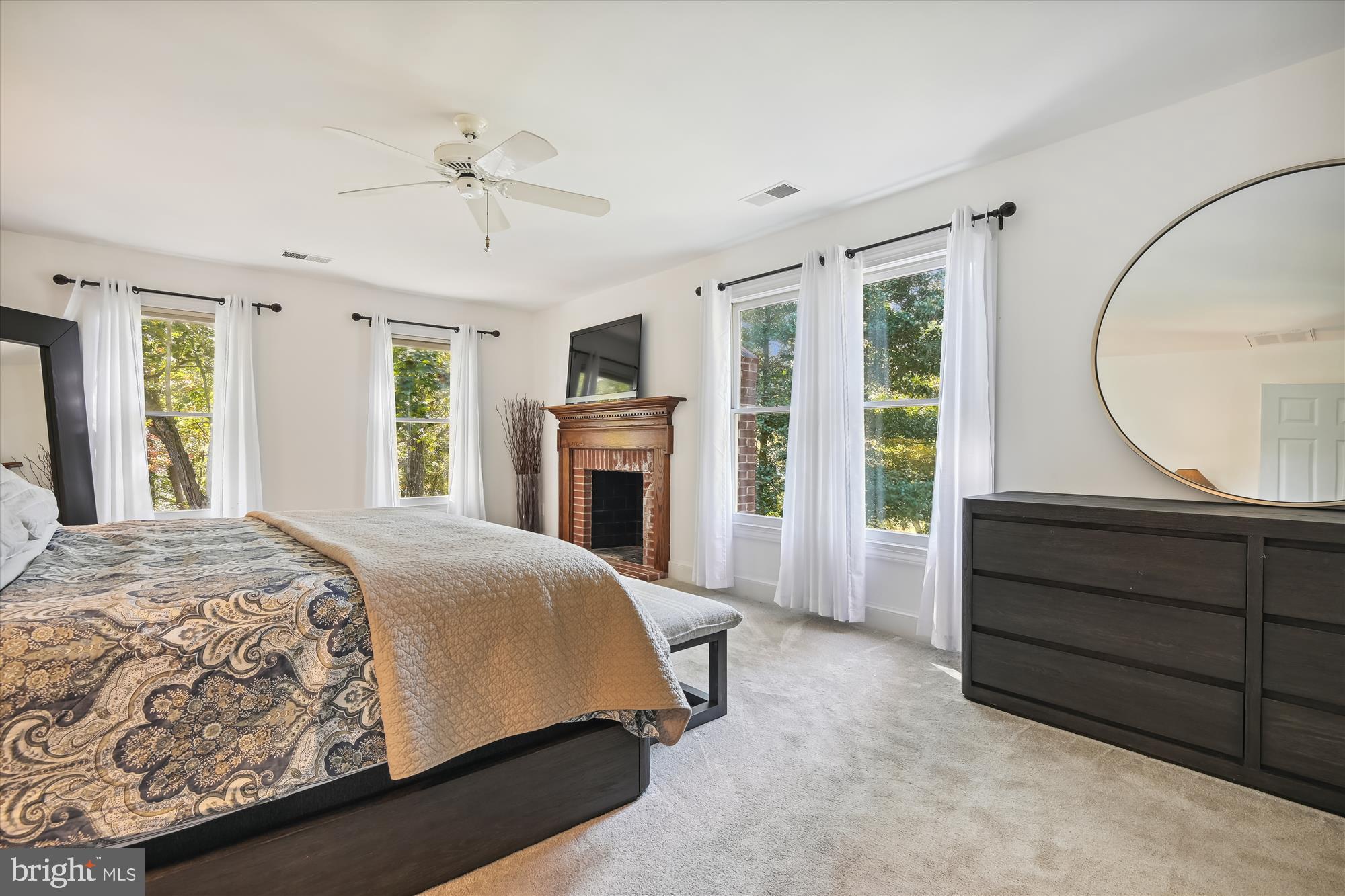 ULMSTEAD COVE - Residential