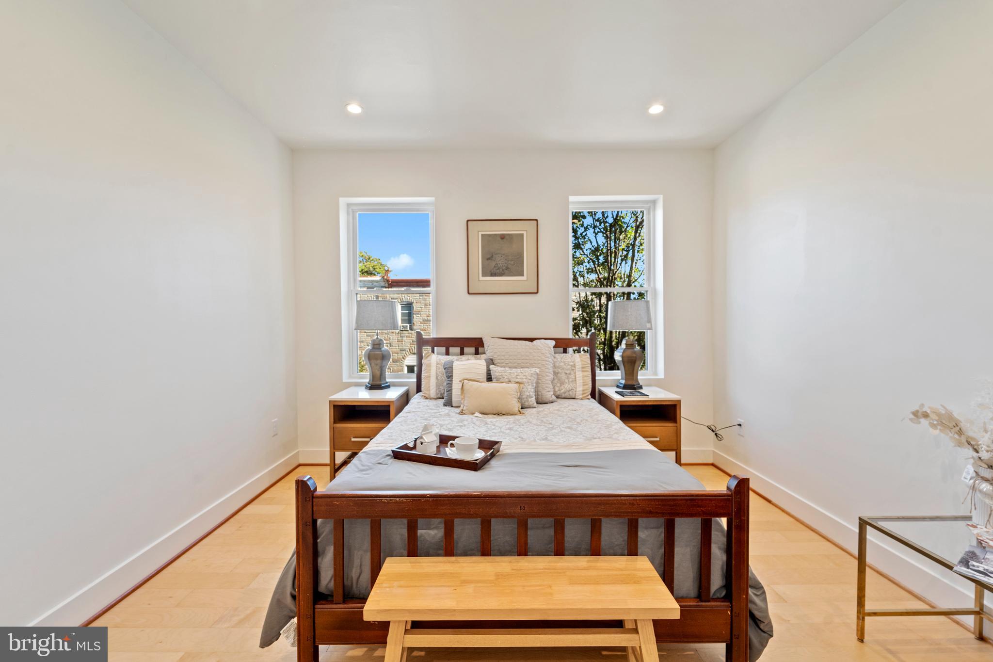MILTON-MONTFORD - Residential