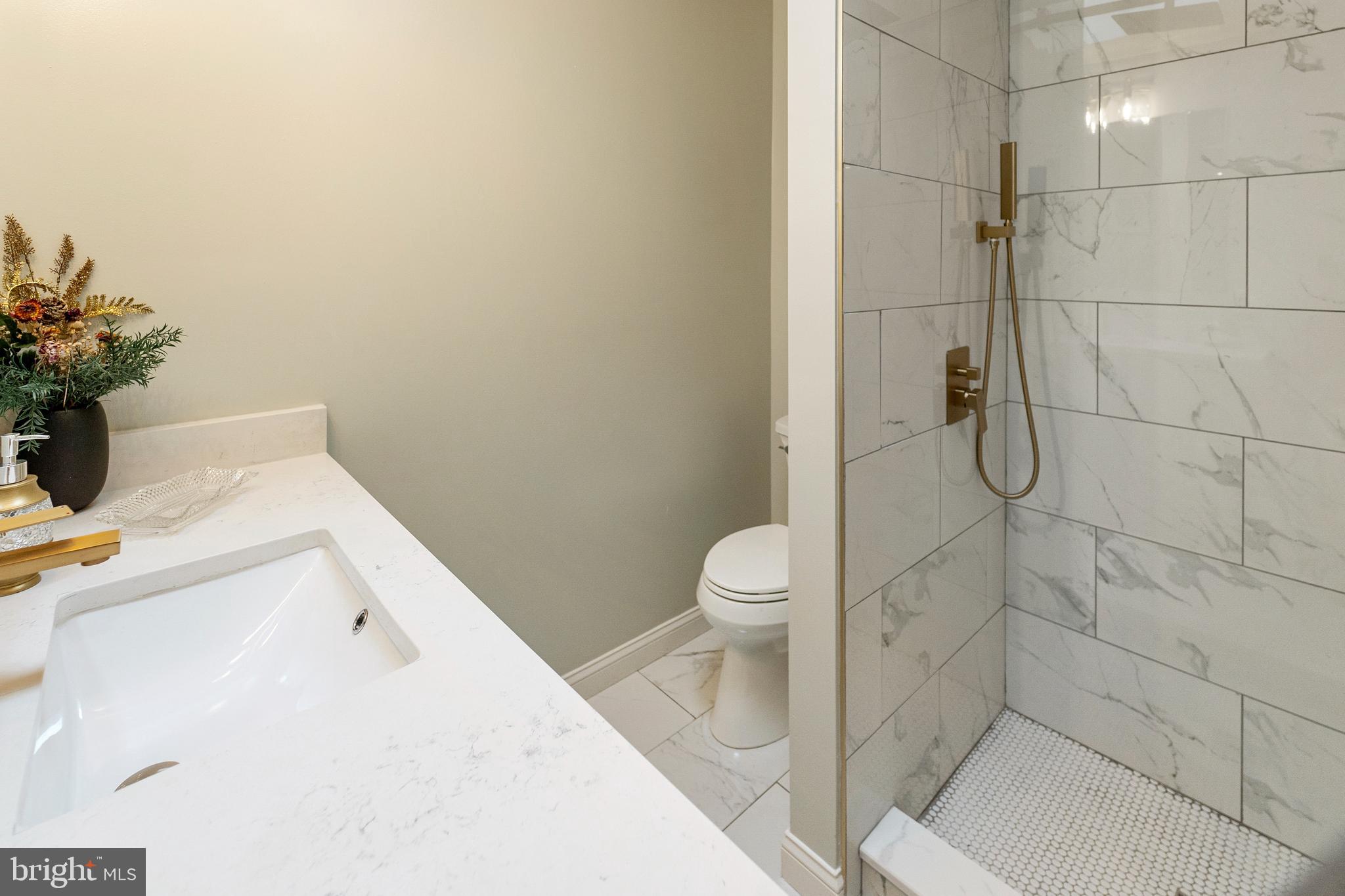 MILTON-MONTFORD - Residential