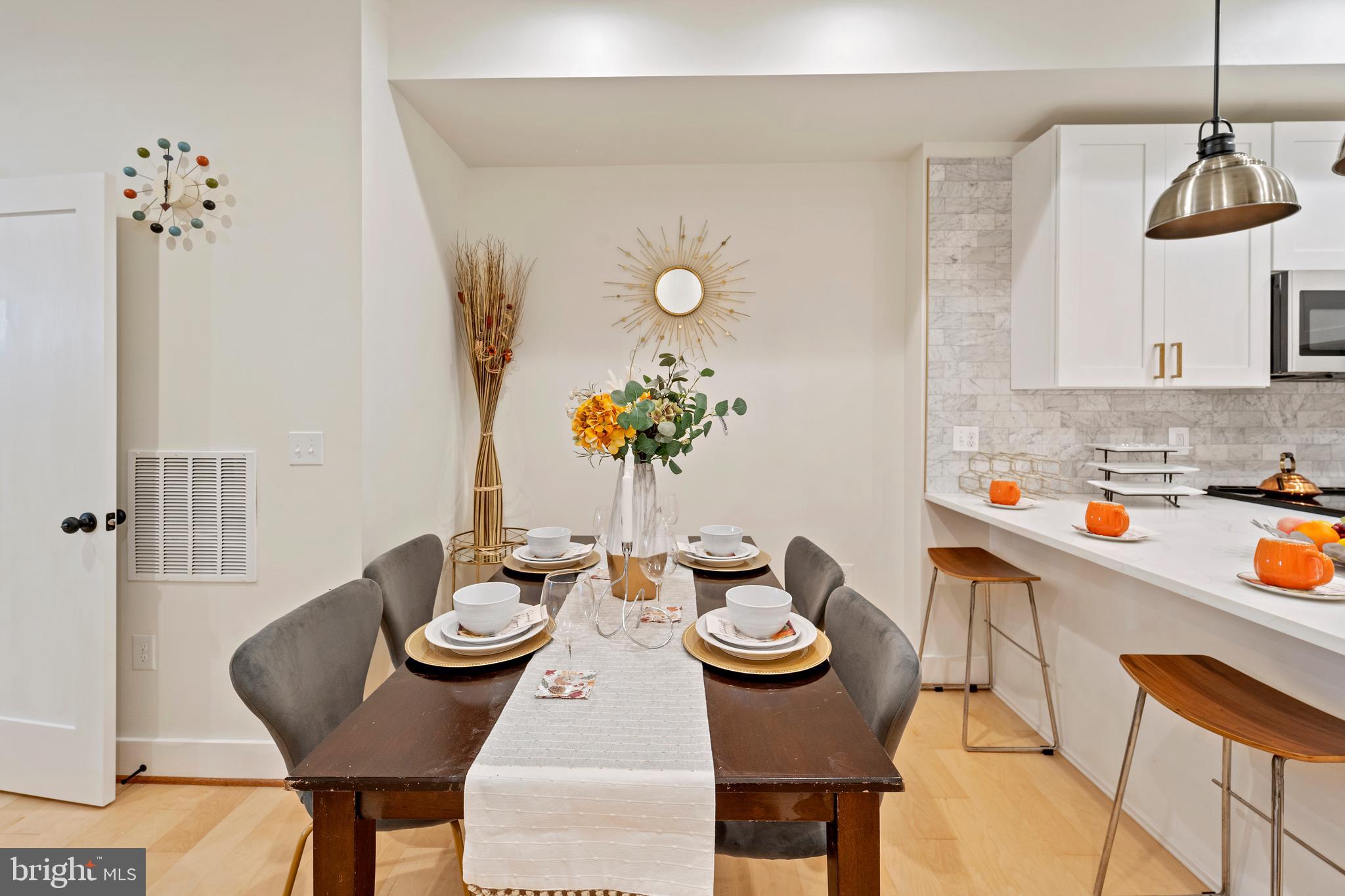 MILTON-MONTFORD - Residential