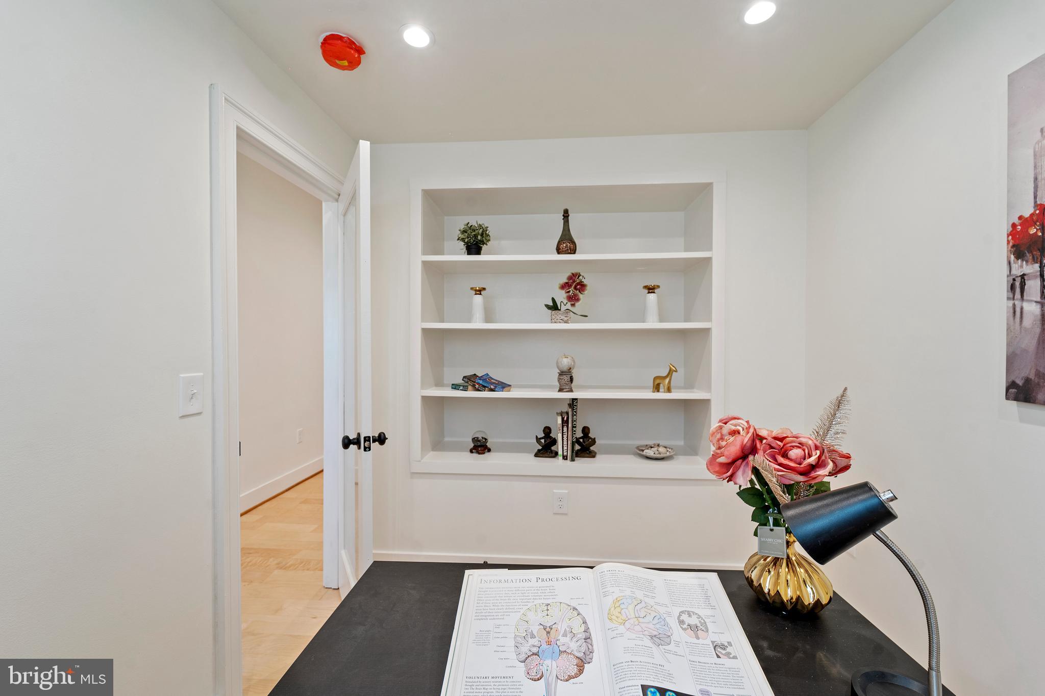 MILTON-MONTFORD - Residential