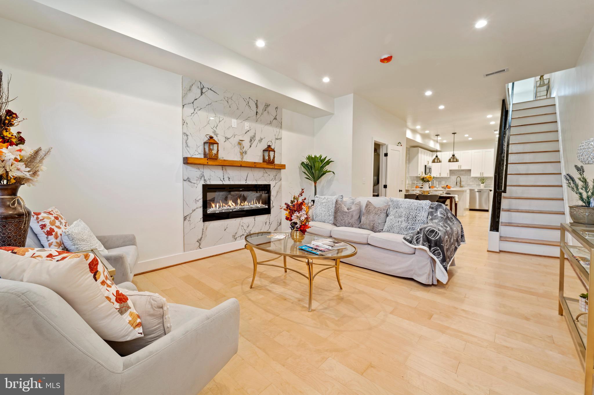 MILTON-MONTFORD - Residential