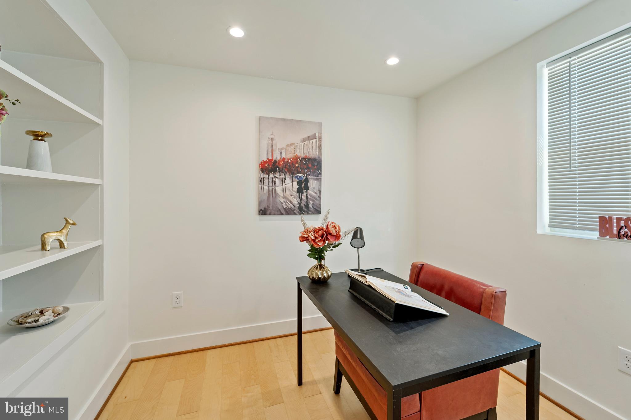 MILTON-MONTFORD - Residential