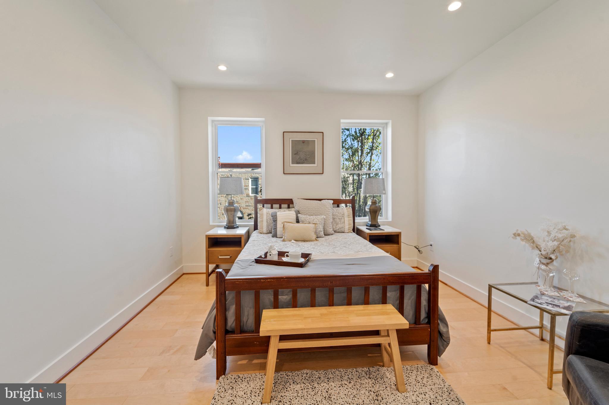 MILTON-MONTFORD - Residential