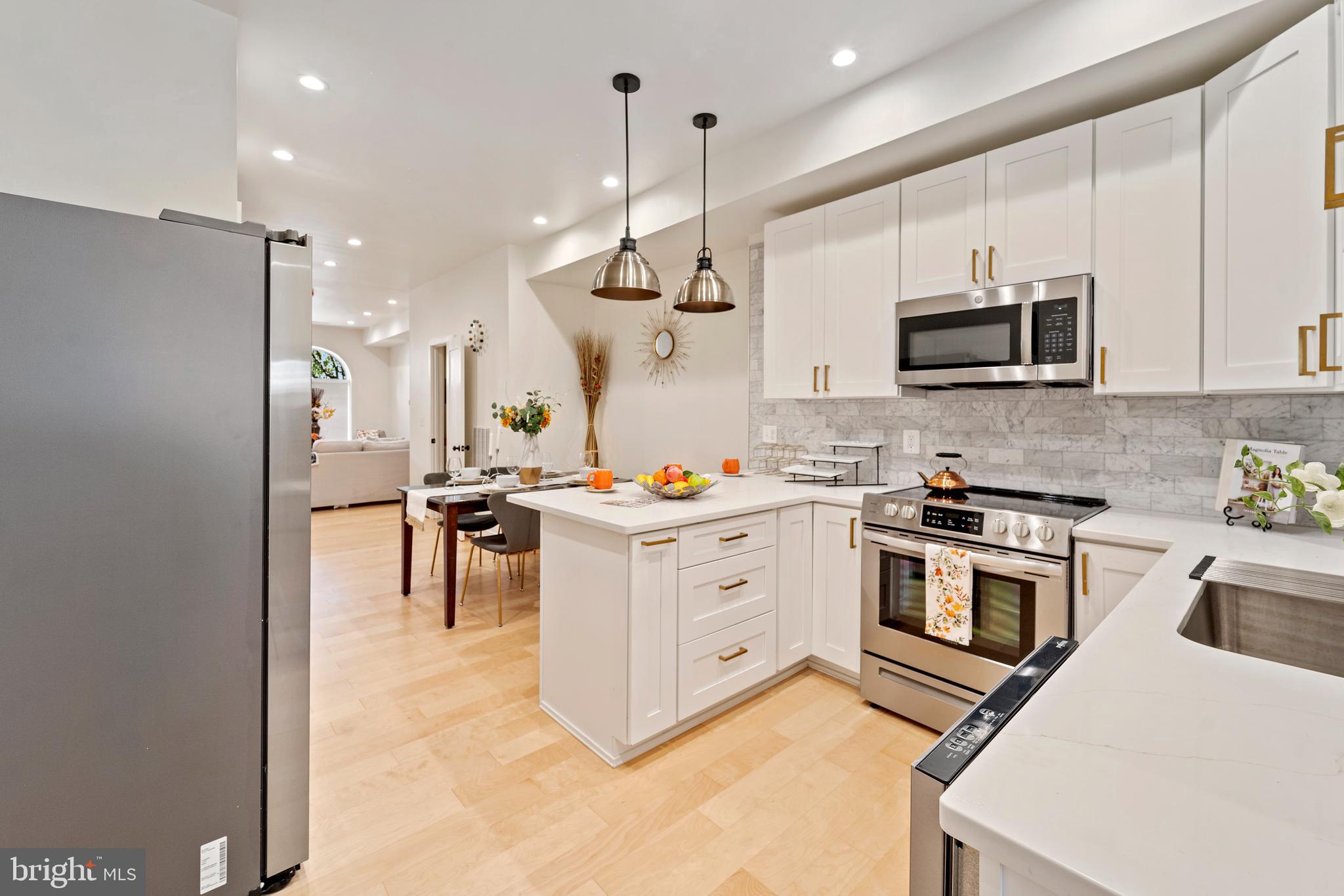 MILTON-MONTFORD - Residential