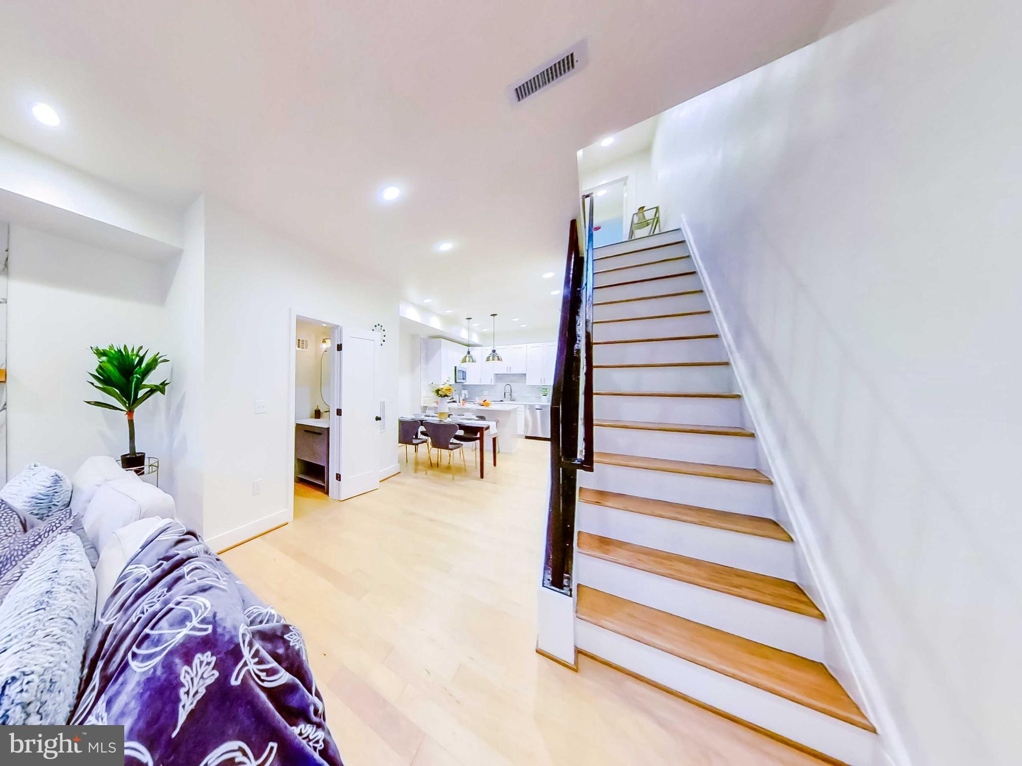 MILTON-MONTFORD - Residential