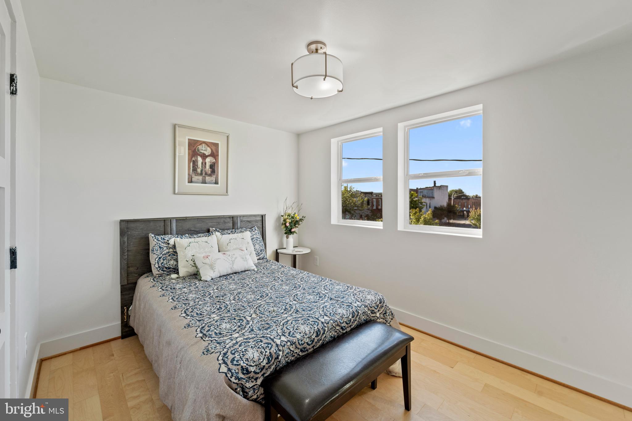 MILTON-MONTFORD - Residential