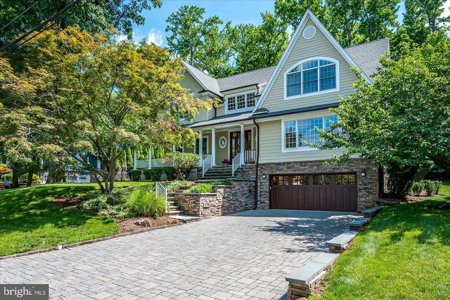 4 EDGEWOOD ROAD