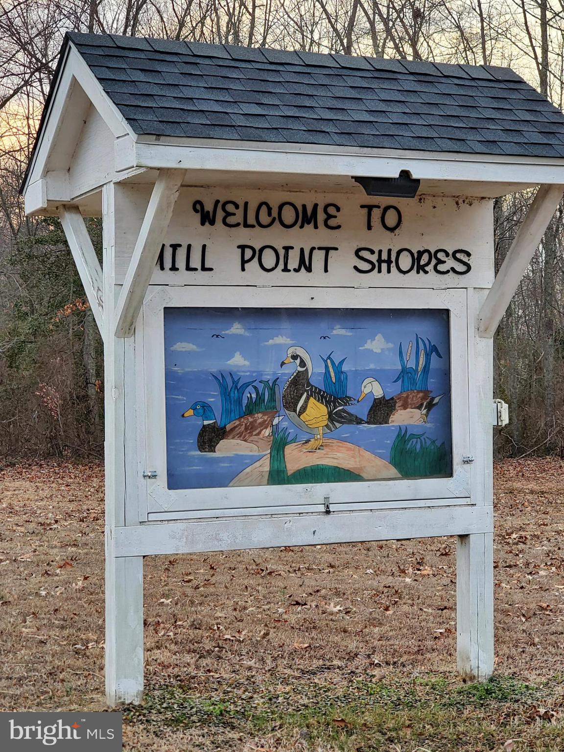MILL POINT SHORES - Land