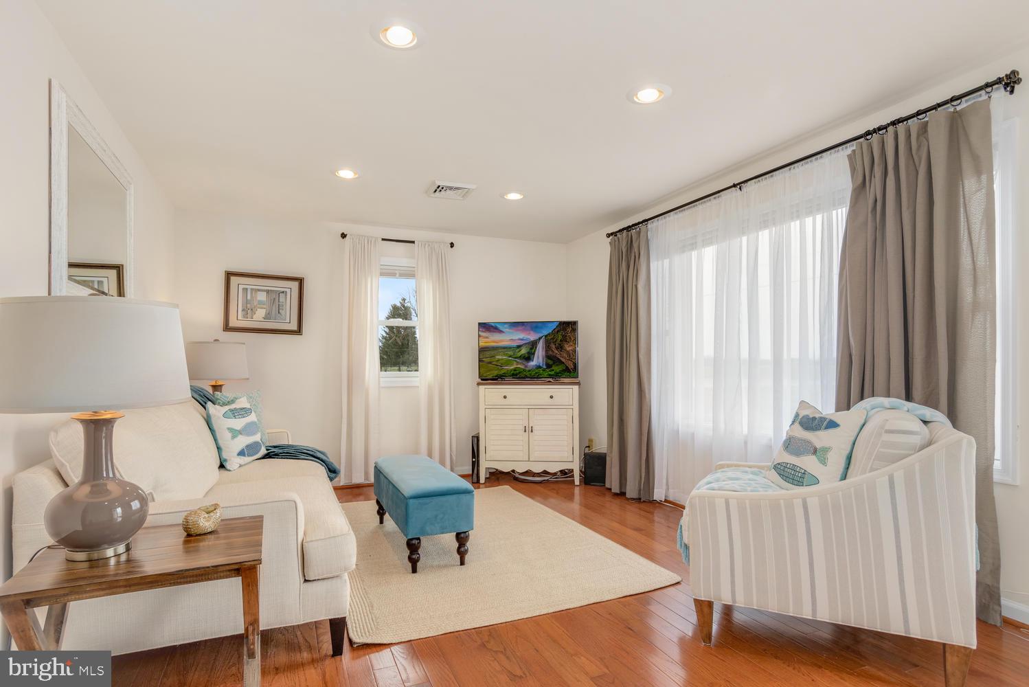 CHURCH HILL FARMS - Residential