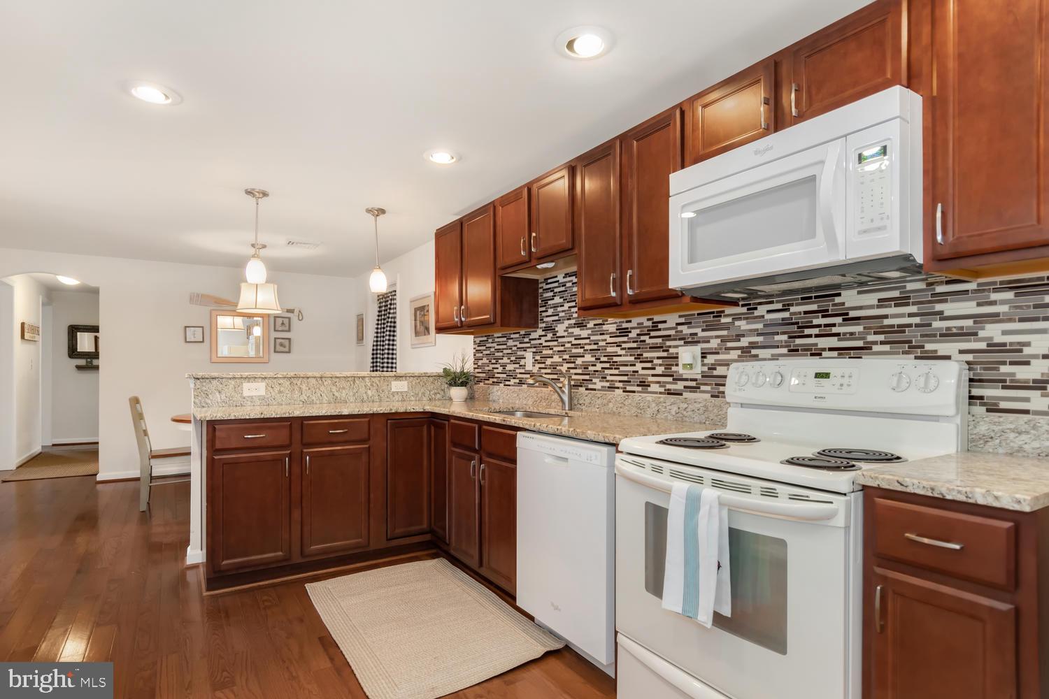 CHURCH HILL FARMS - Residential