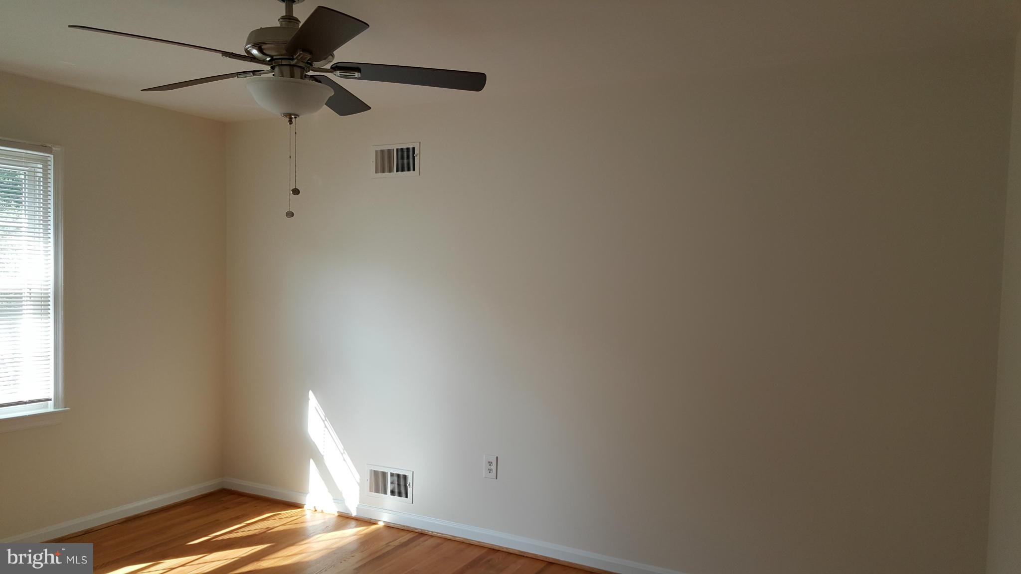 SHARON WOODS - Residential Lease