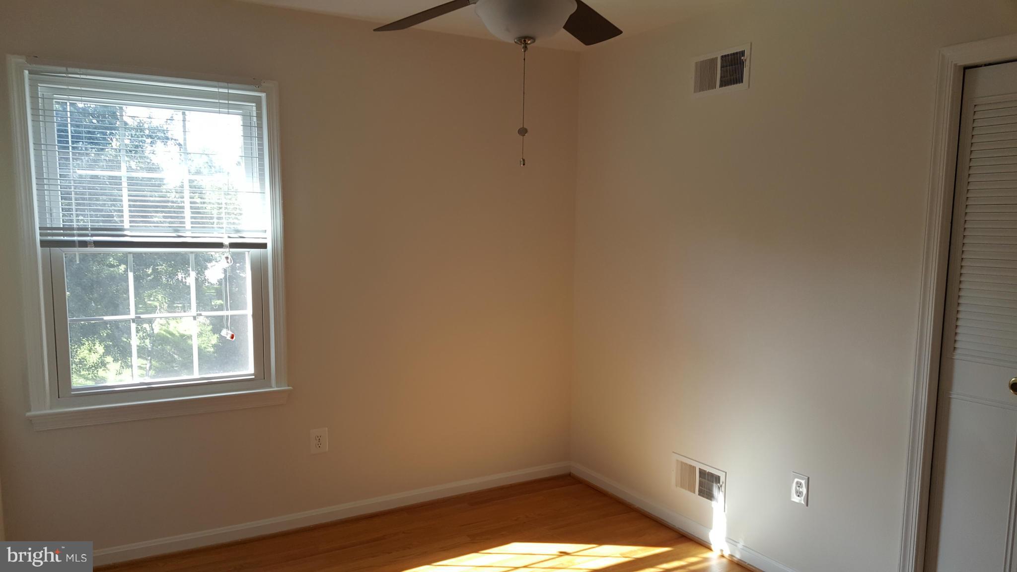 SHARON WOODS - Residential Lease