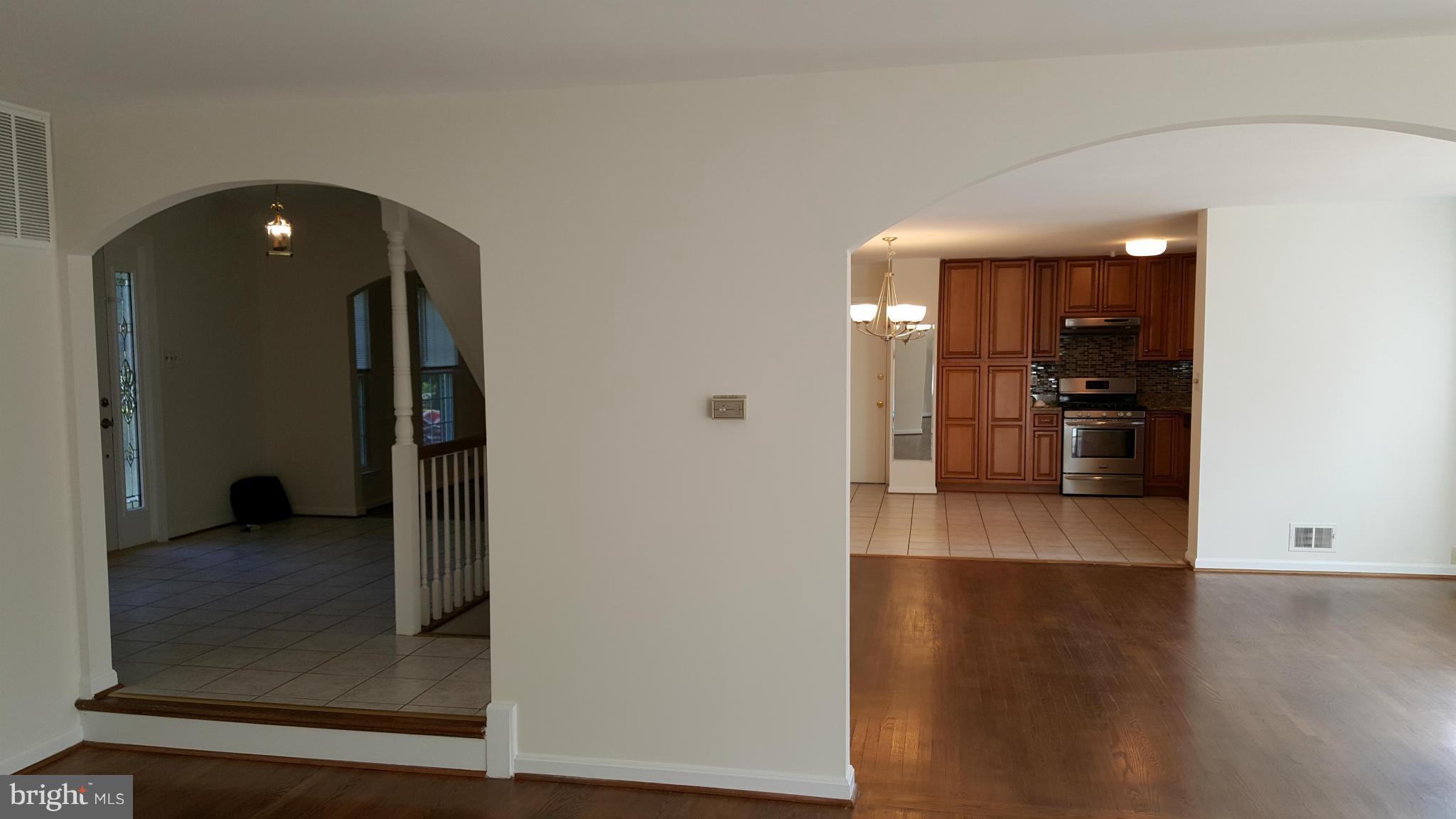 SHARON WOODS - Residential Lease