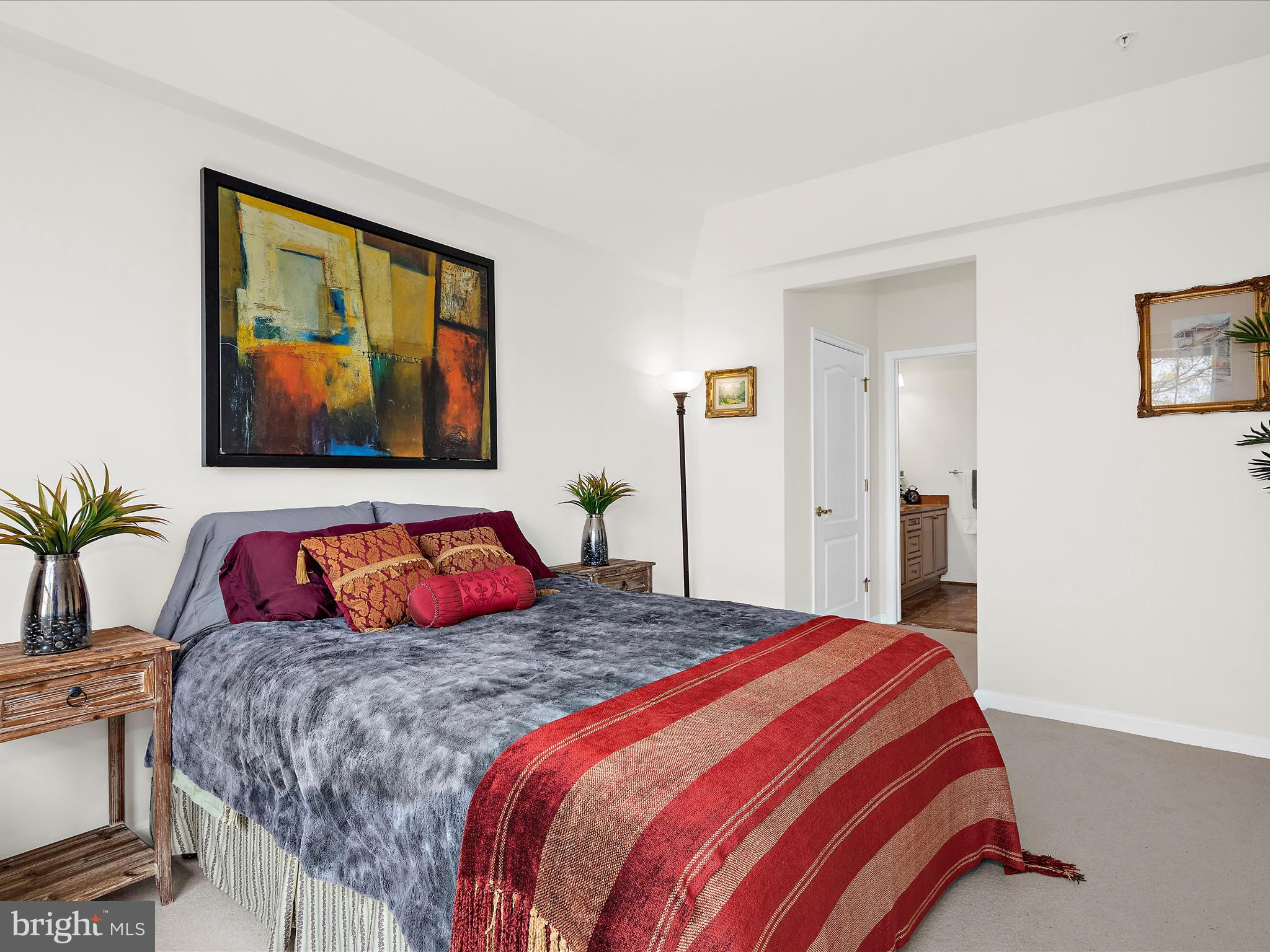 GATHERINGS AT LYNDWOOD - Residential