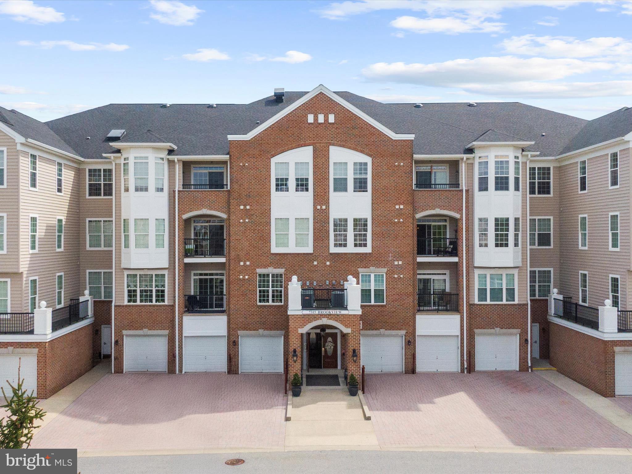 GATHERINGS AT LYNDWOOD - Residential