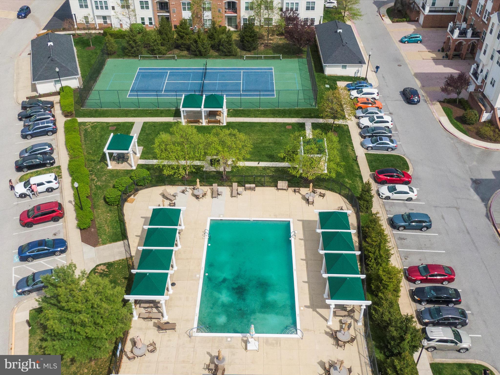 GATHERINGS AT LYNDWOOD - Residential