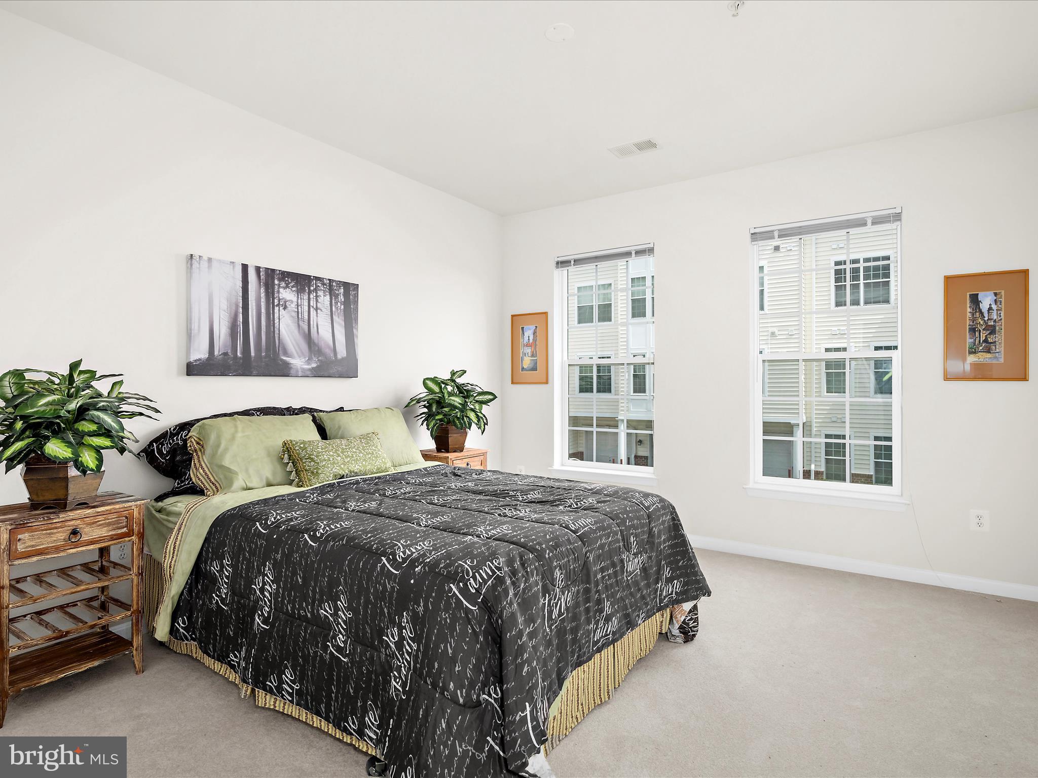 GATHERINGS AT LYNDWOOD - Residential