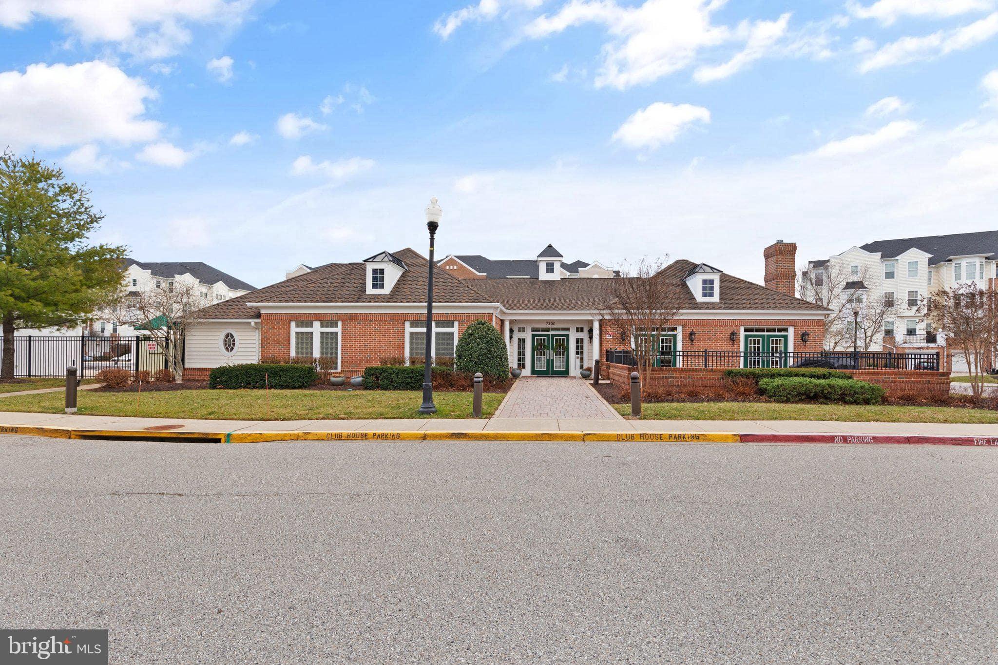 GATHERINGS AT LYNDWOOD - Residential