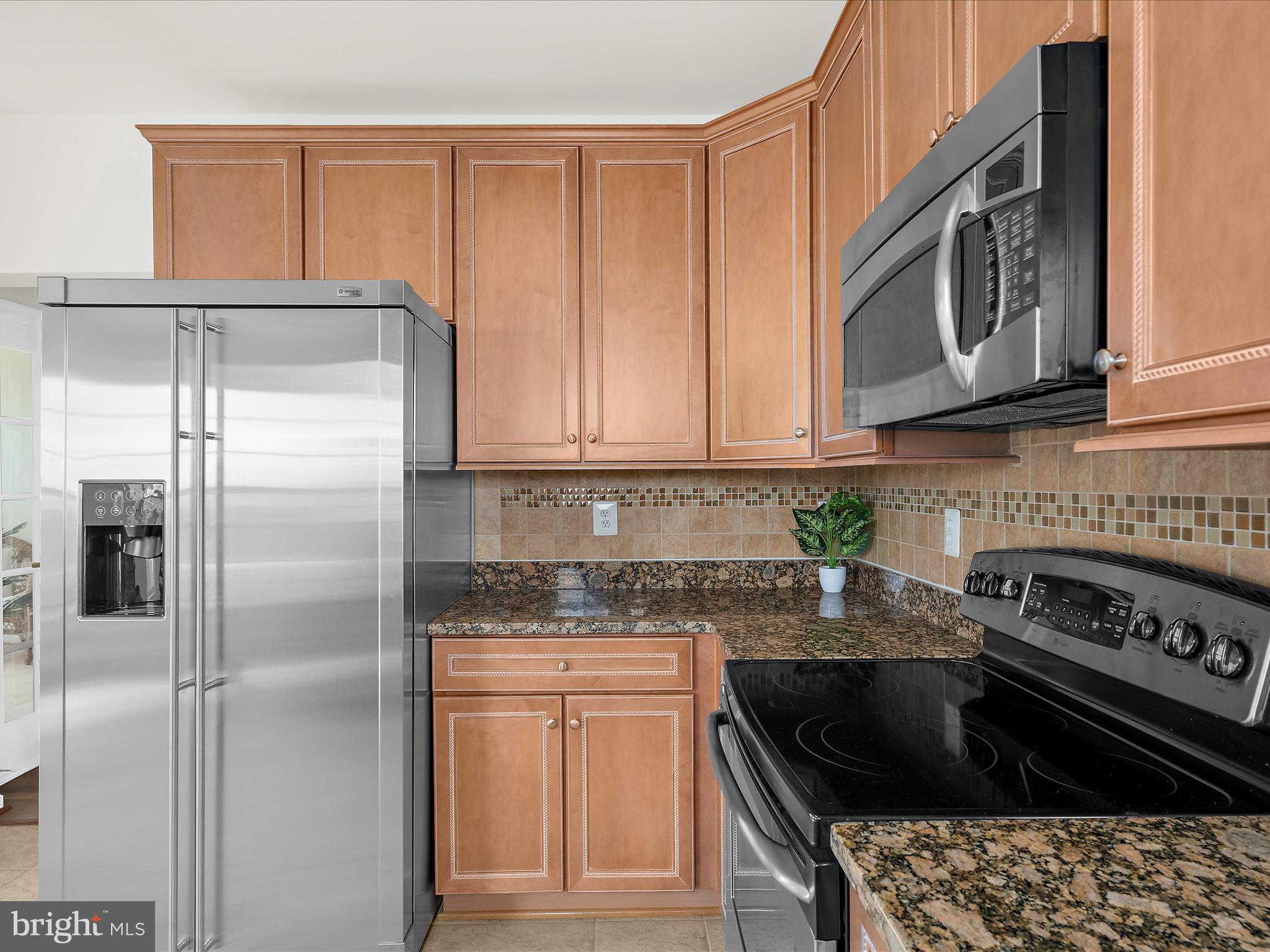 GATHERINGS AT LYNDWOOD - Residential