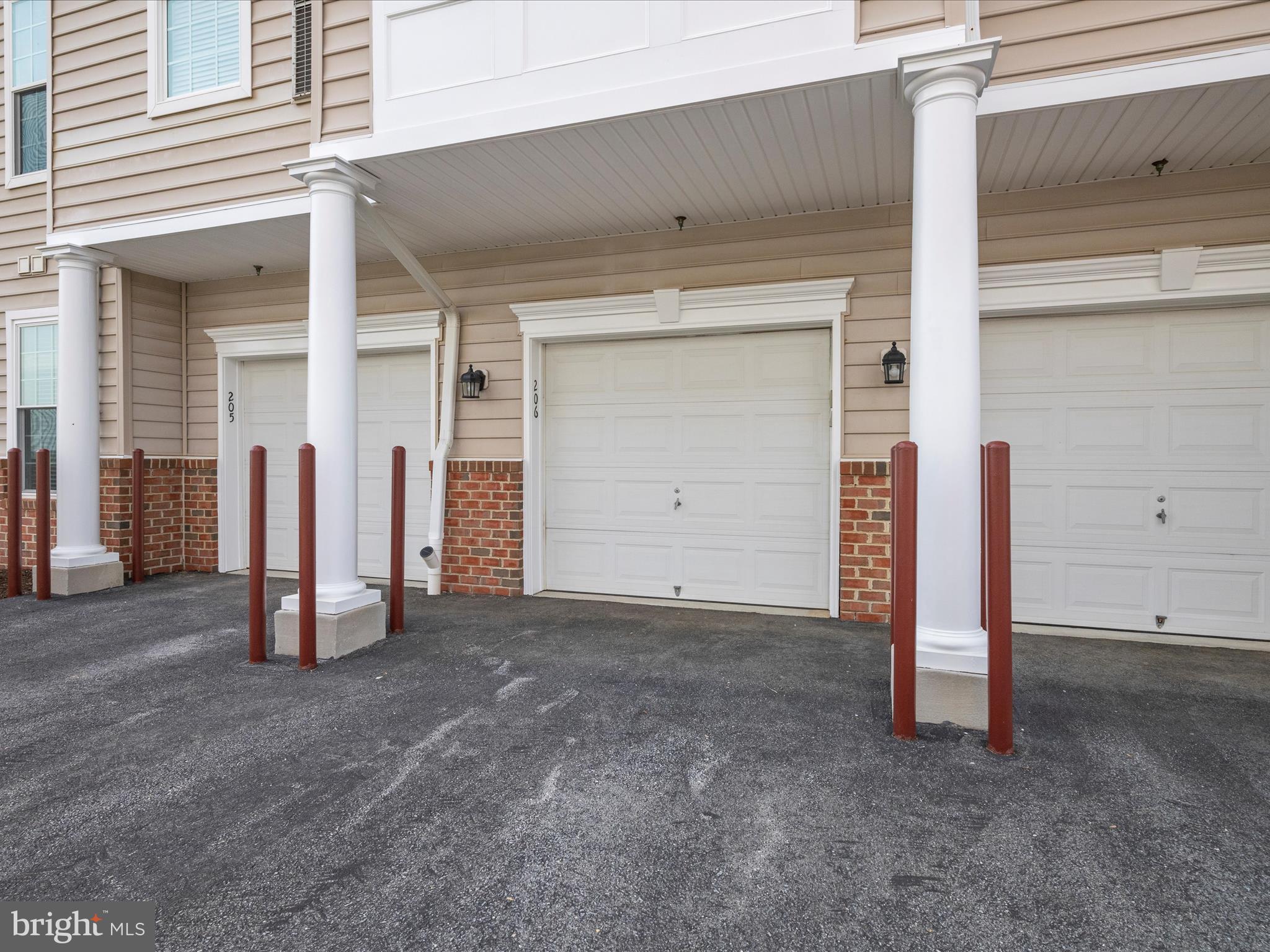 GATHERINGS AT LYNDWOOD - Residential