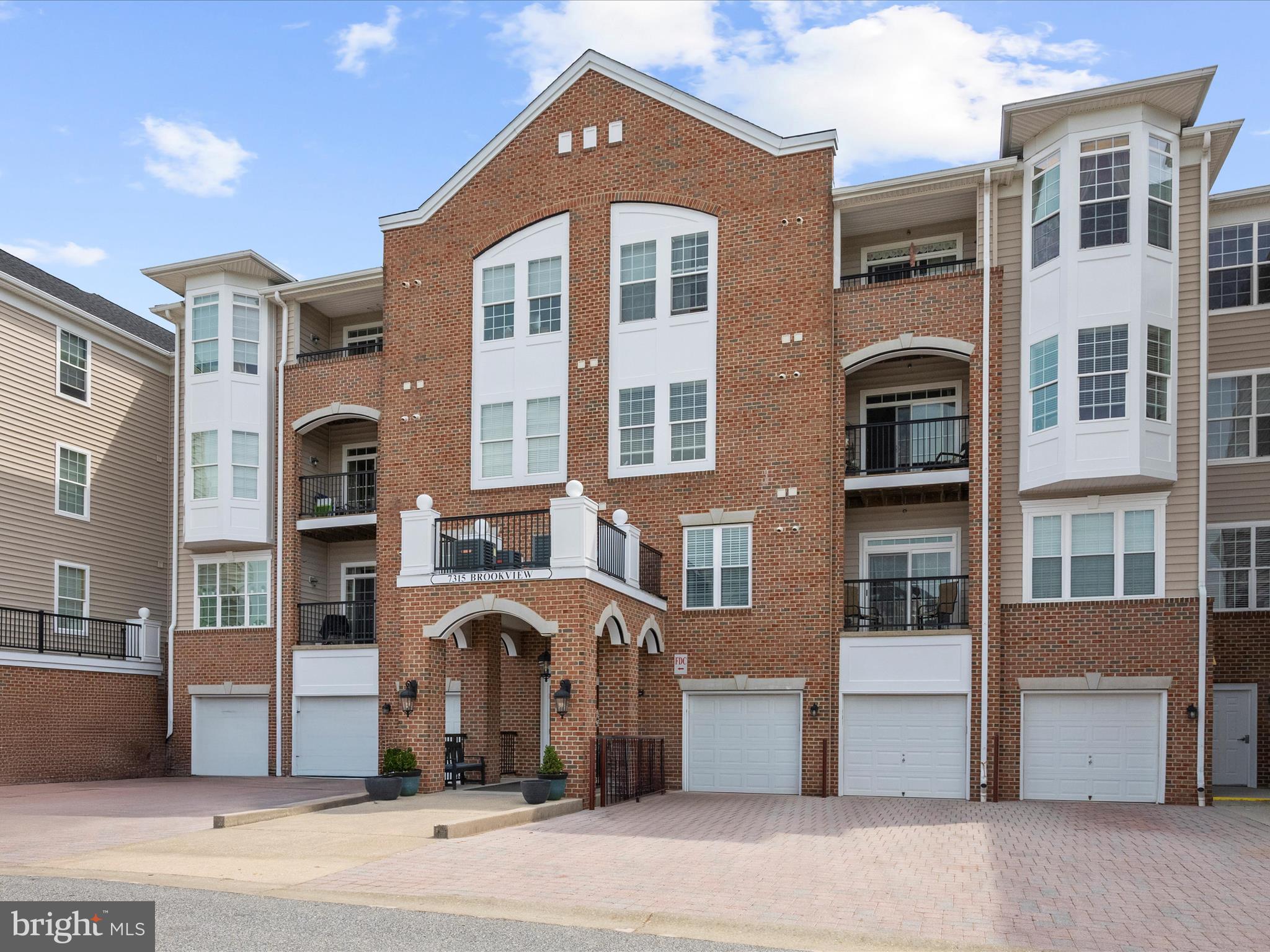 GATHERINGS AT LYNDWOOD - Residential