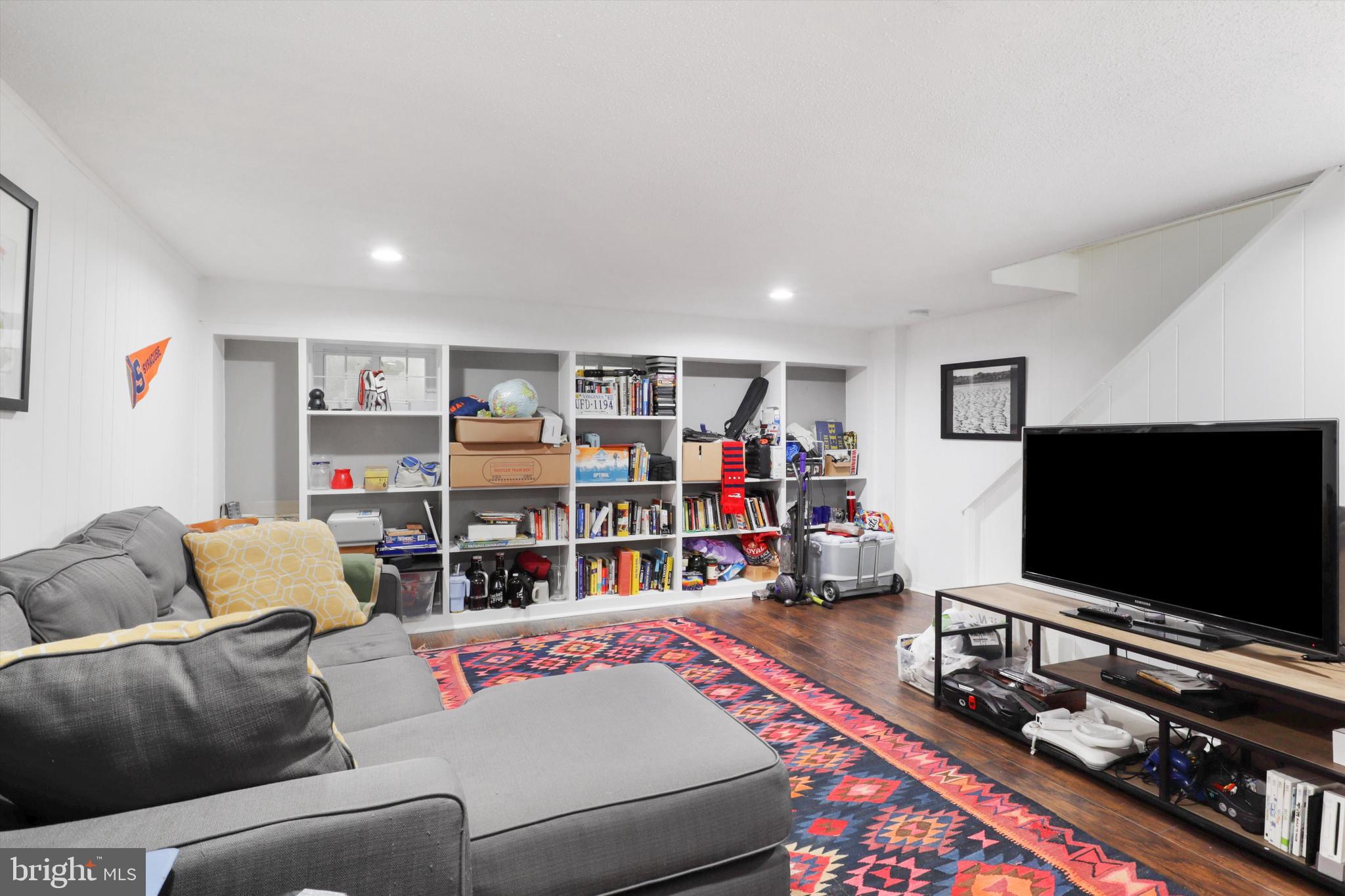 FAIRLINGTON VILLAGES - Residential Lease