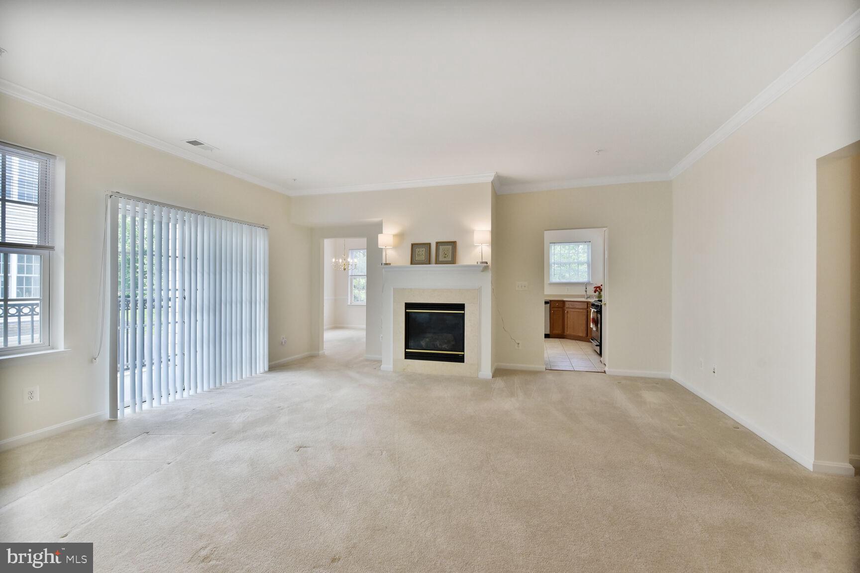 20751 ROYAL PALACE SQ 210