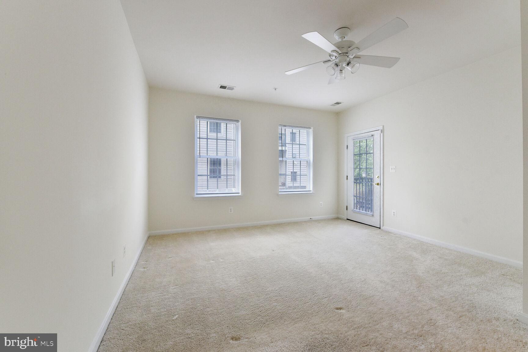 20751 ROYAL PALACE SQ 210