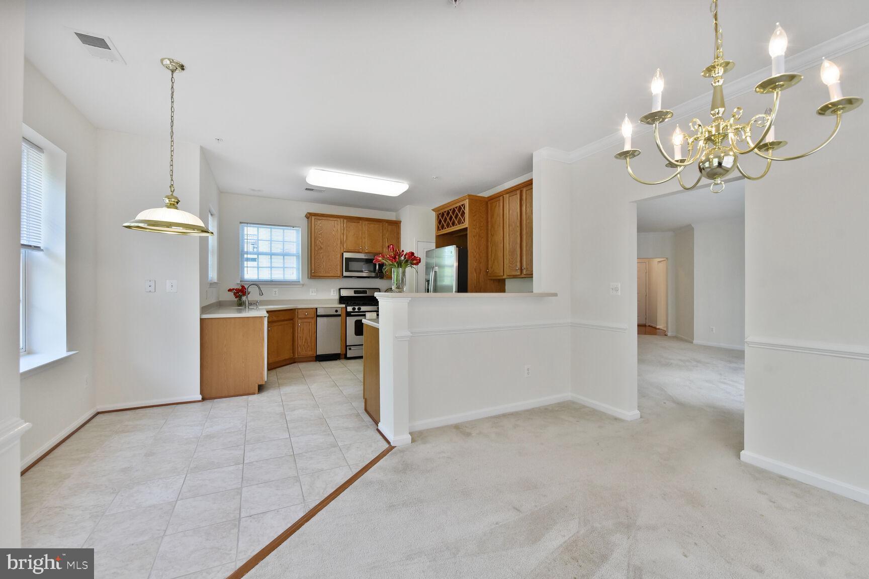 20751 ROYAL PALACE SQ 210