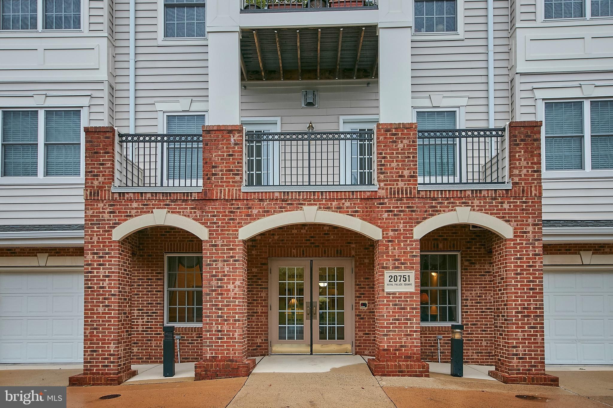 CENTRAL PARKE AT LOWES ISLAND - Residential