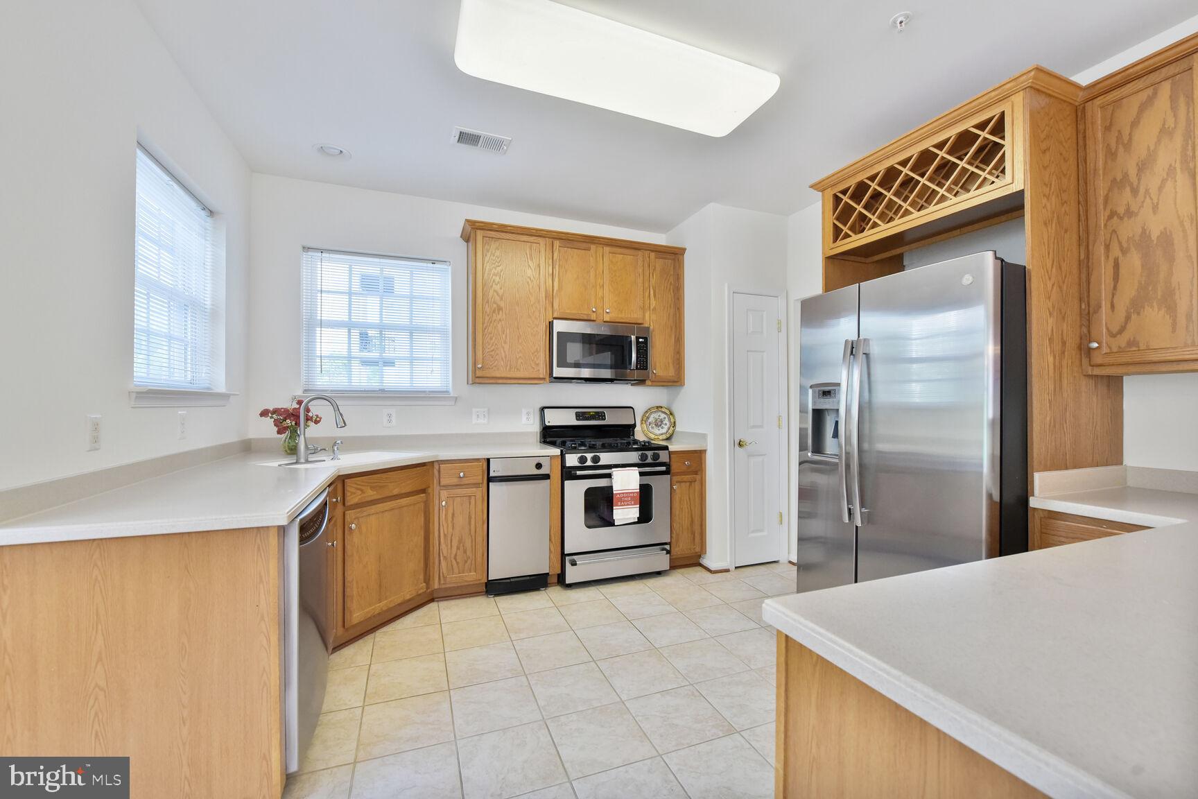 CENTRAL PARKE AT LOWES ISLAND - Residential