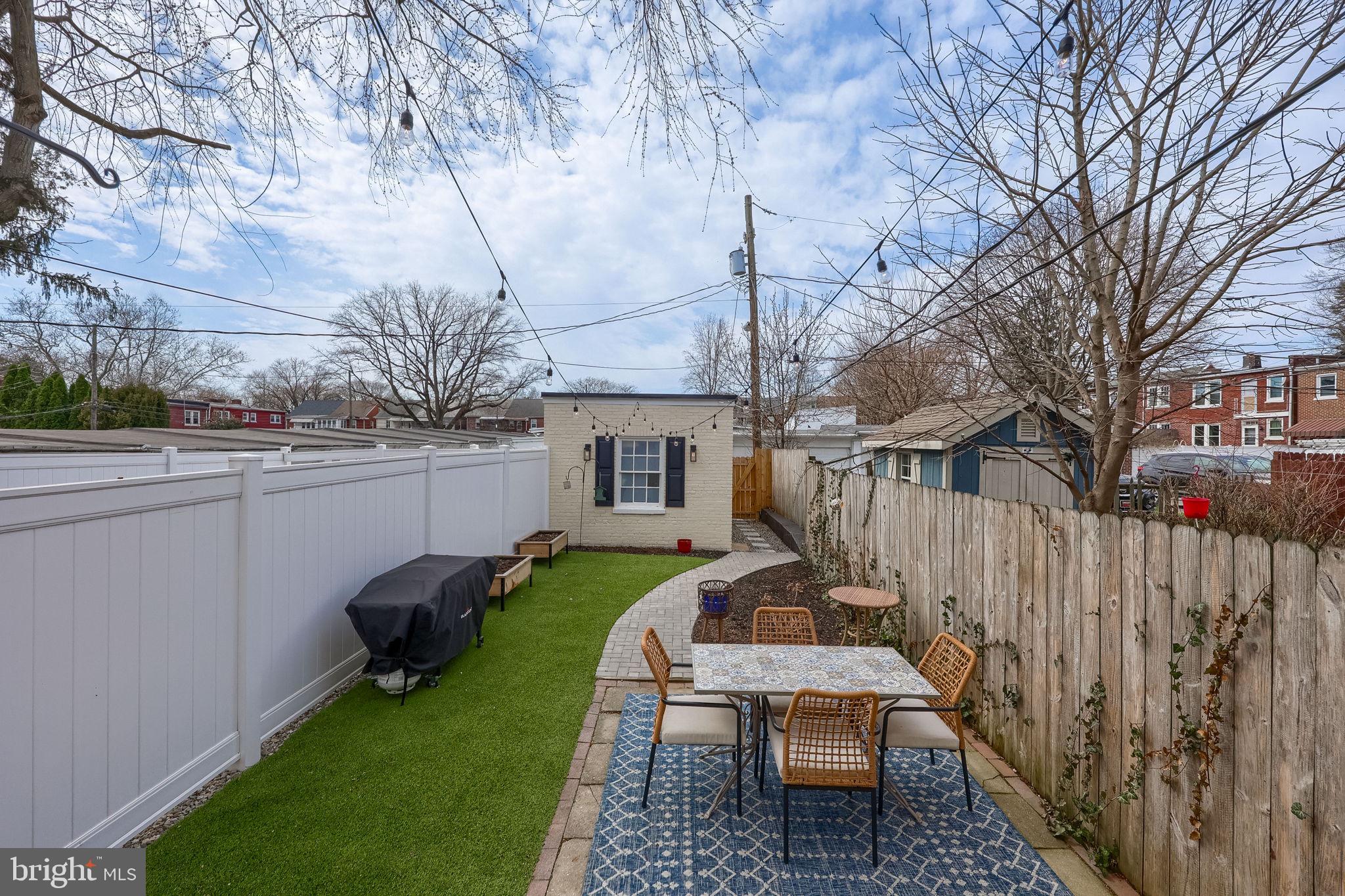 LANCASTER WEST END - Residential