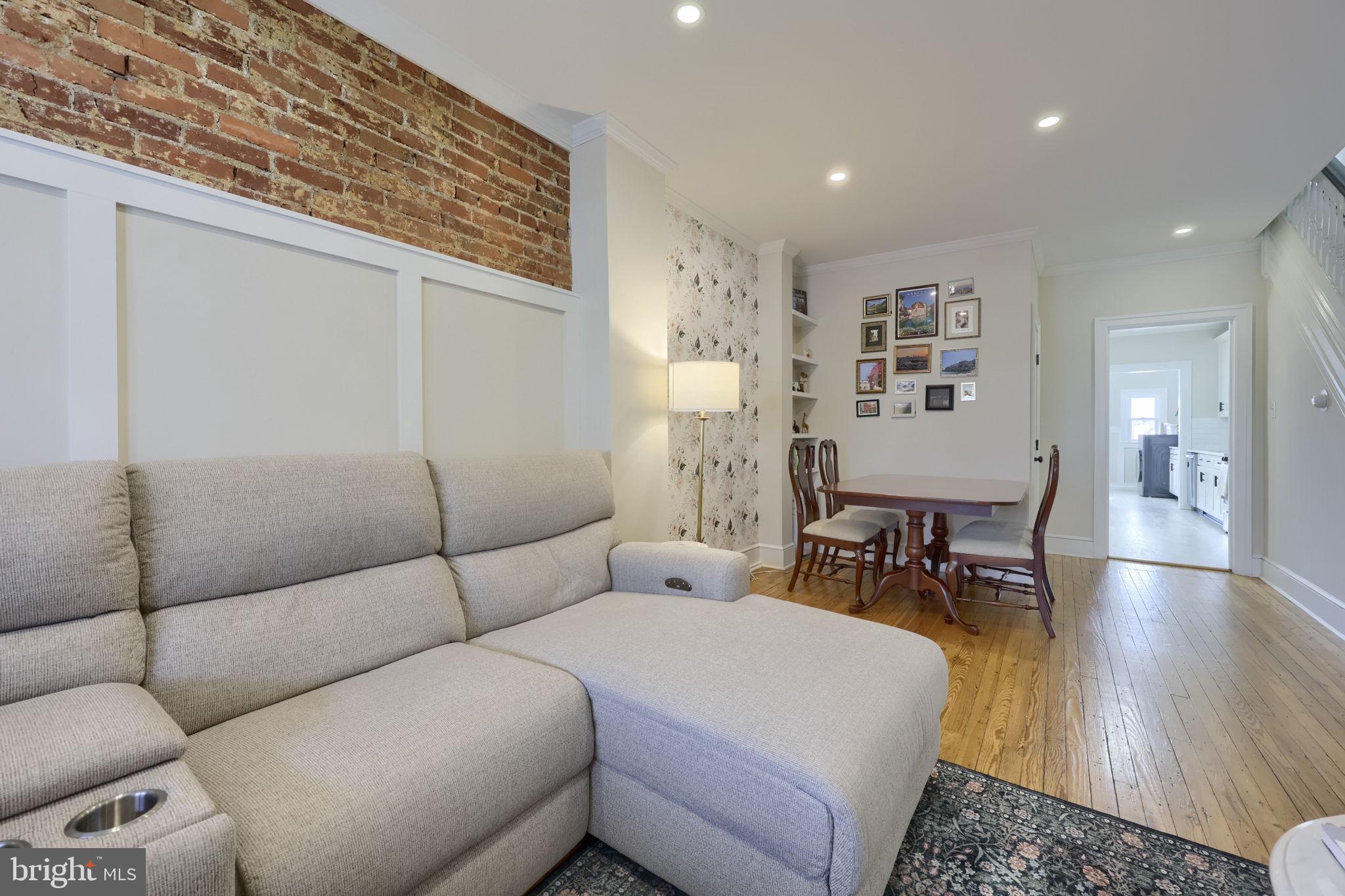 LANCASTER WEST END - Residential