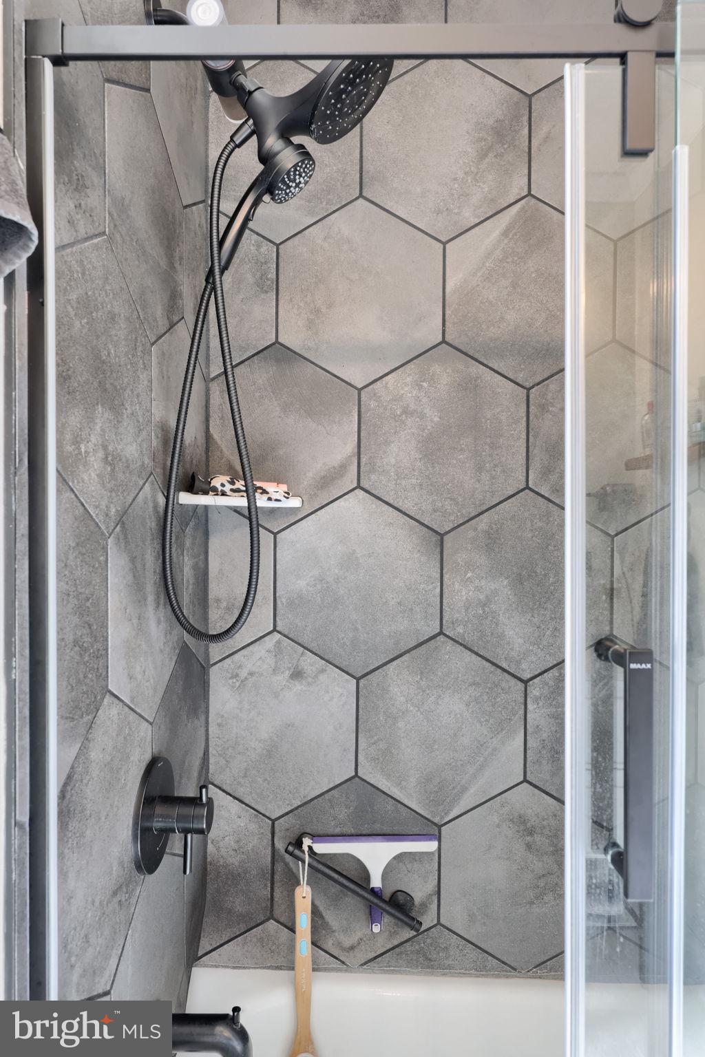 LANCASTER WEST END - Residential