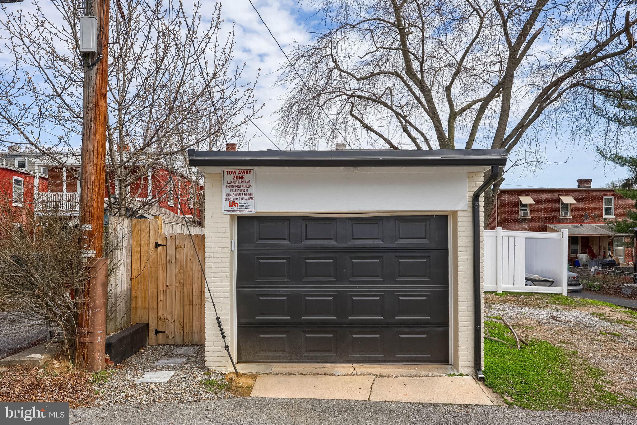 LANCASTER WEST END - Residential