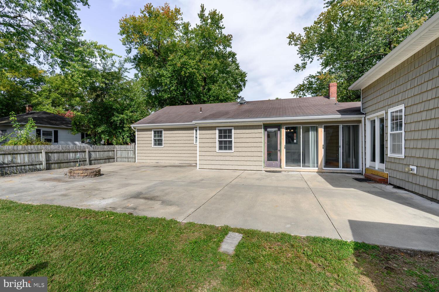 EASTON - Residential