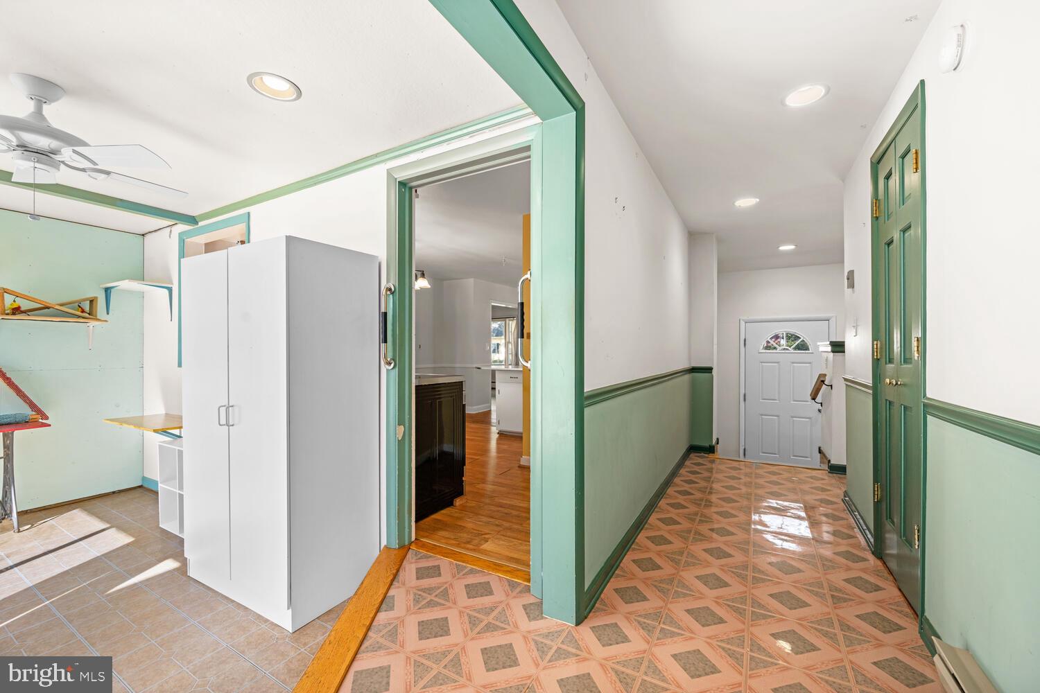 EASTON - Residential