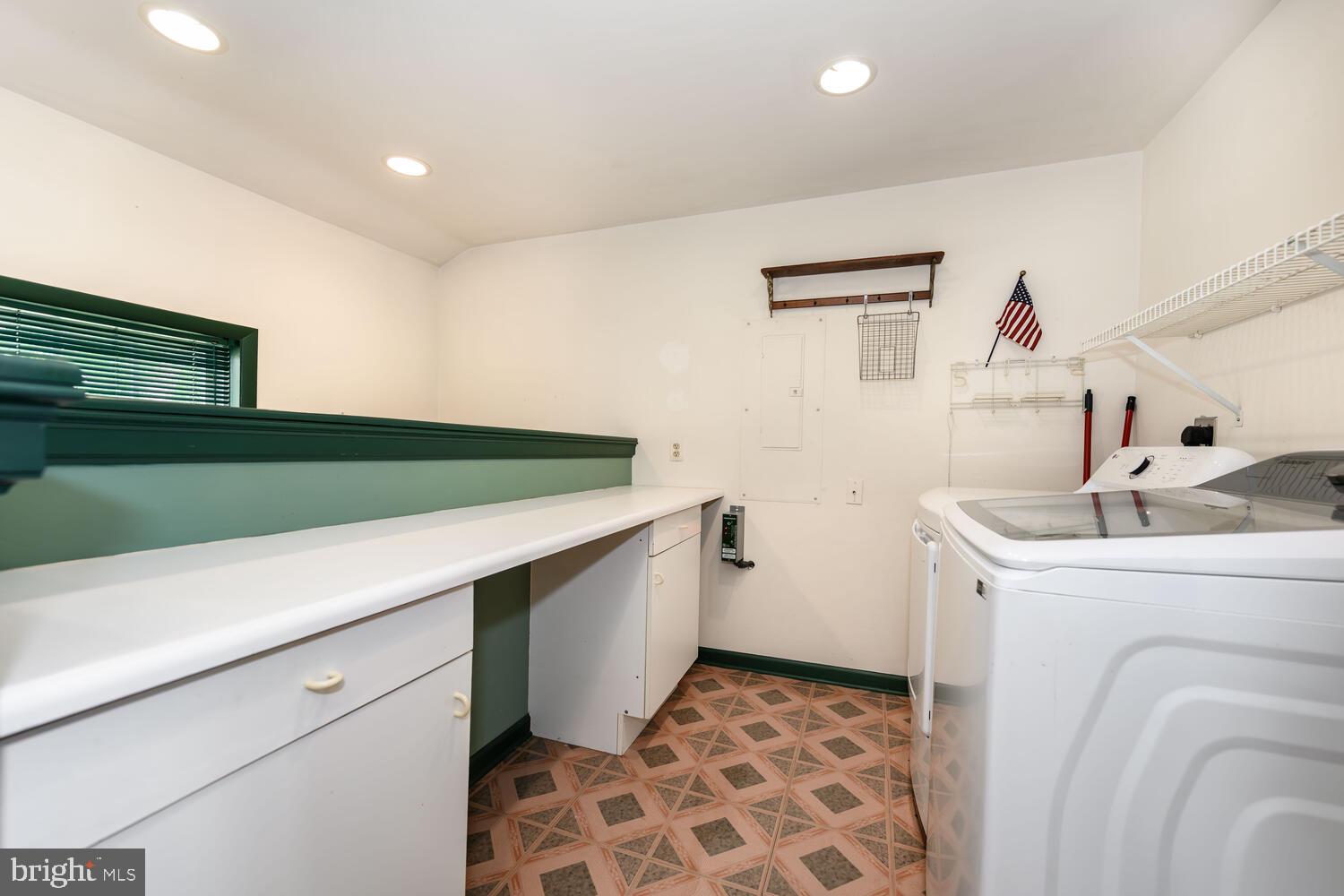 EASTON - Residential