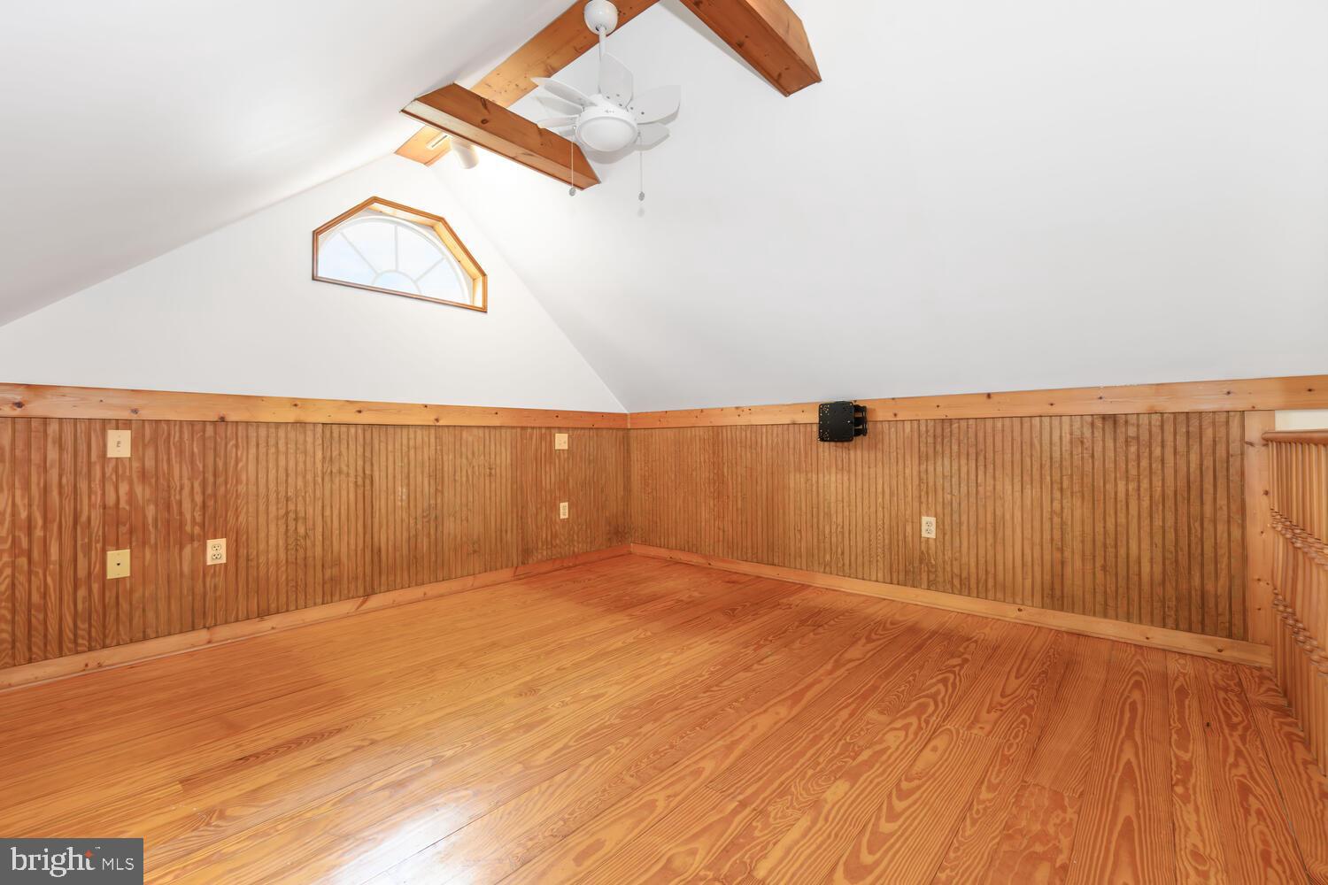 EASTON - Residential