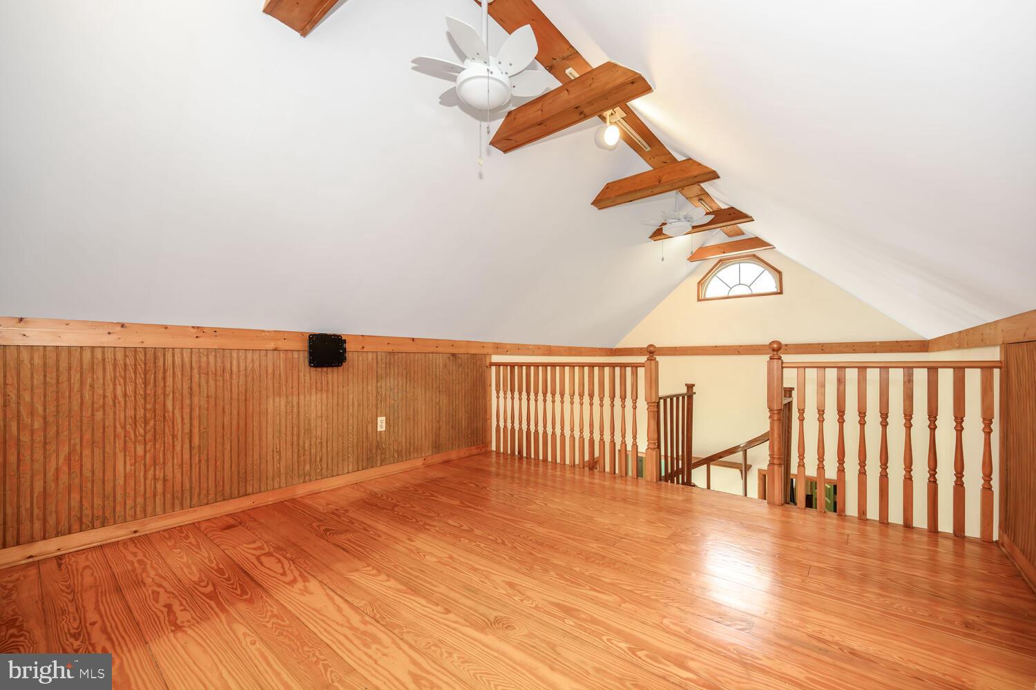 EASTON - Residential