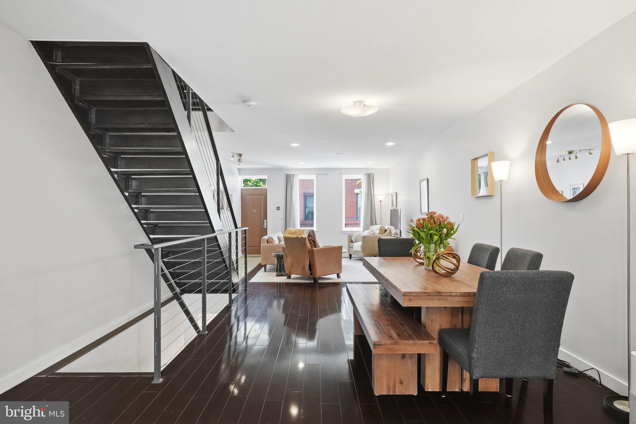 POINT BREEZE - Residential
