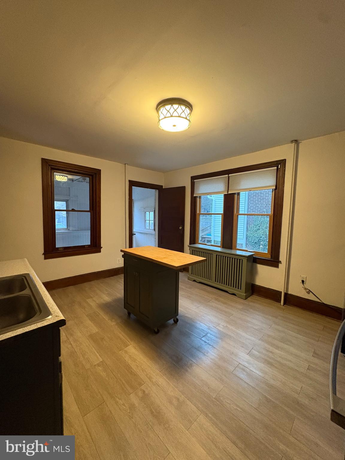 DOYLESTOWN - Residential