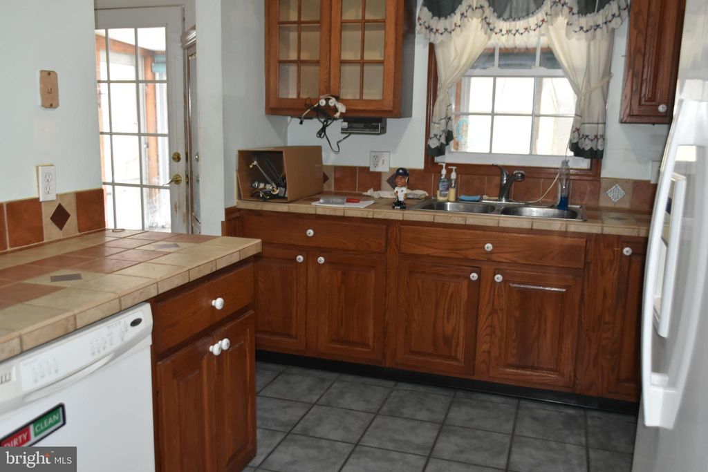 Photo of 5 Locust Circle, ETTERS, PA 17319 (MLS # PAYK2094978)