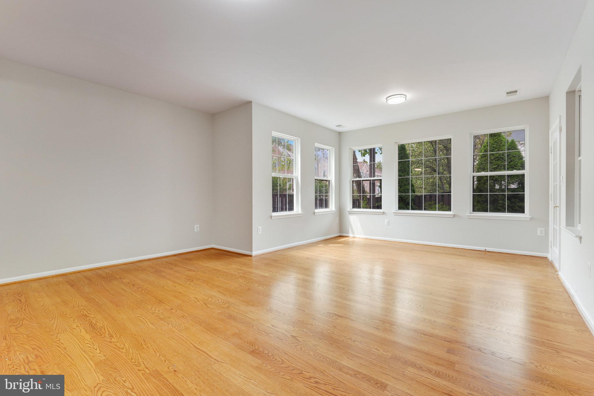 LAKES AT RED ROCK - Residential