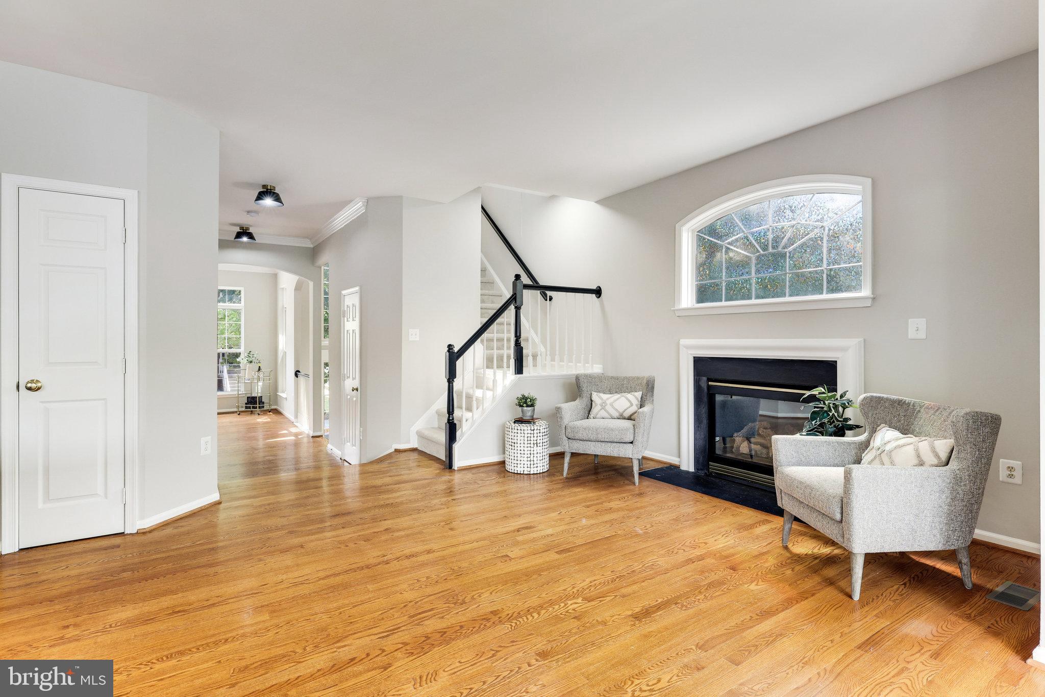 LAKES AT RED ROCK - Residential