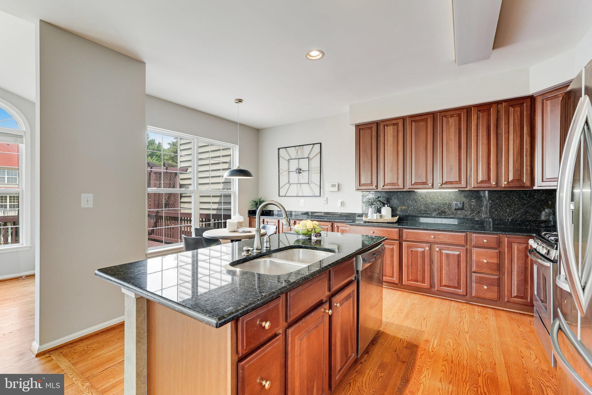 LAKES AT RED ROCK - Residential