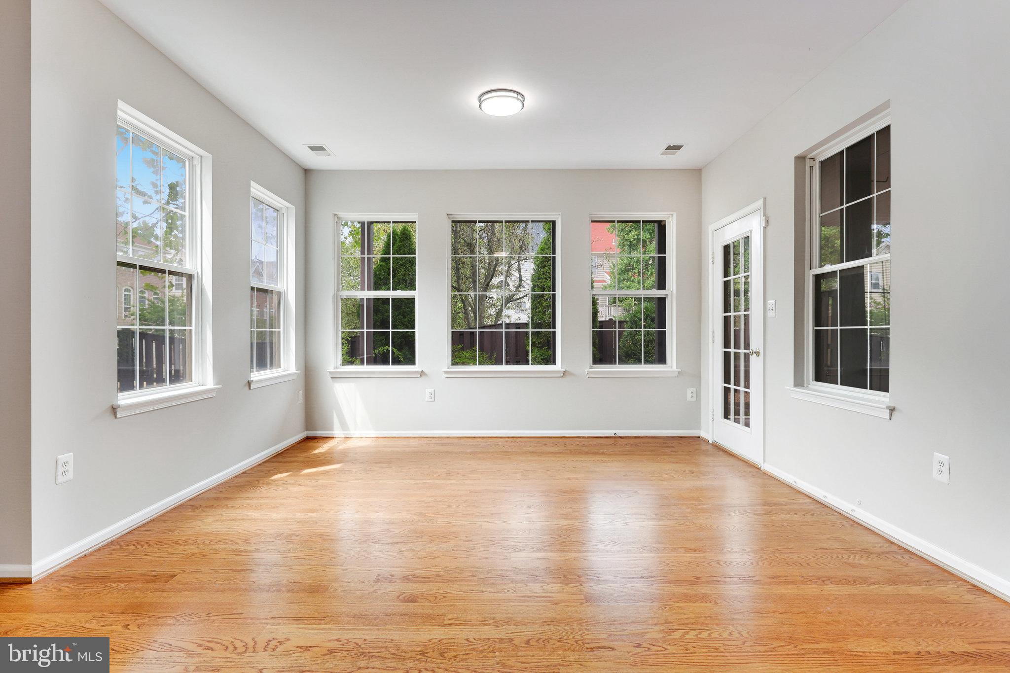 LAKES AT RED ROCK - Residential